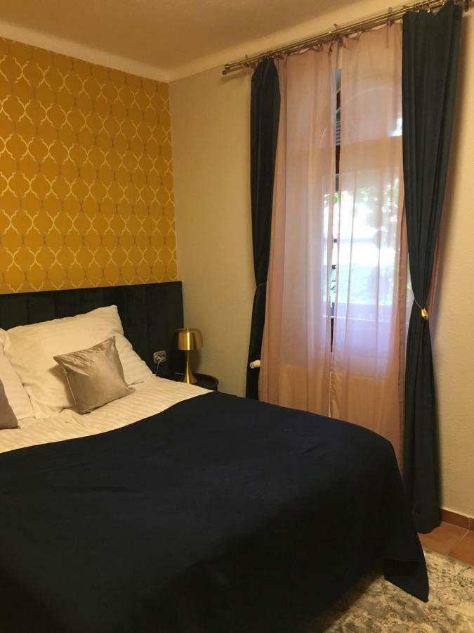 Szent Anna Panzio Hotel Esztergom Eksteriør billede